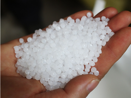 Yantai Double Plastic Industry Co., Ltd. Negesake 100% Bahan Mentah HDPE Virgin kanggo Nggawe Jaring Plastik Berkualitas, Ramah Lingkungan lan Awet
